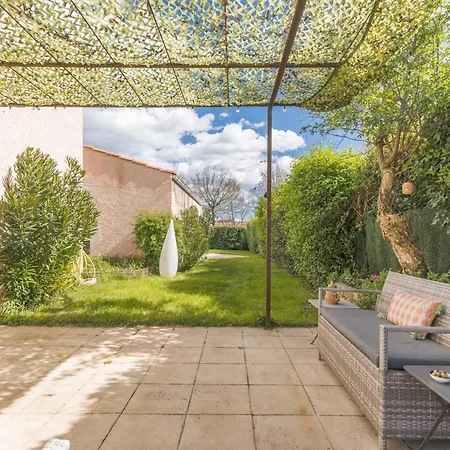 - Chez Dominique Villa Manosque